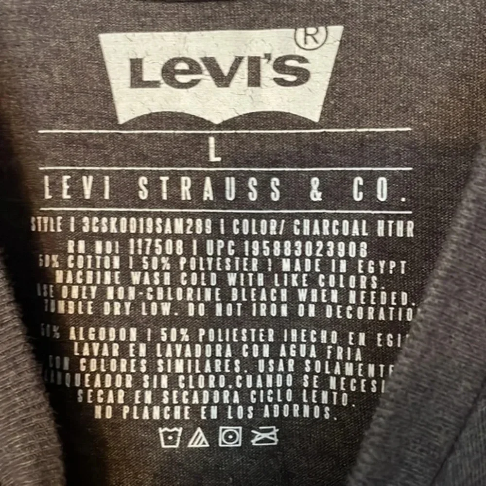 Men's Levi's T-Shirt Size Large‎ (L)